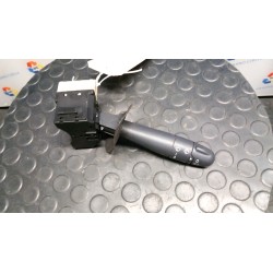 BLOCCO COMANDI TERGICRISTALLI 143 RENAULT CLIO 2A SERIE (05/01-11/10) D7FG7 7701047543