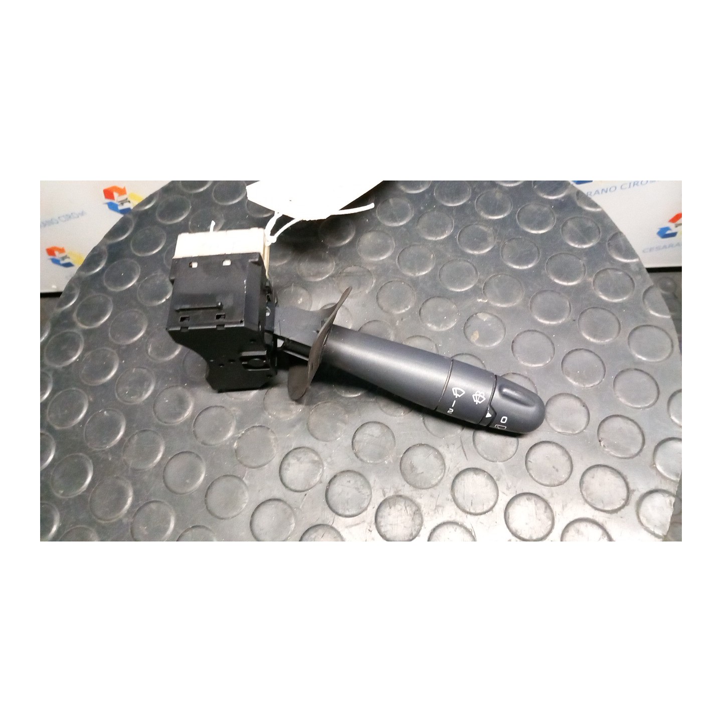 BLOCCO COMANDI TERGICRISTALLI 143 RENAULT CLIO 2A SERIE (05/01-11/10) D7FG7 7701047543