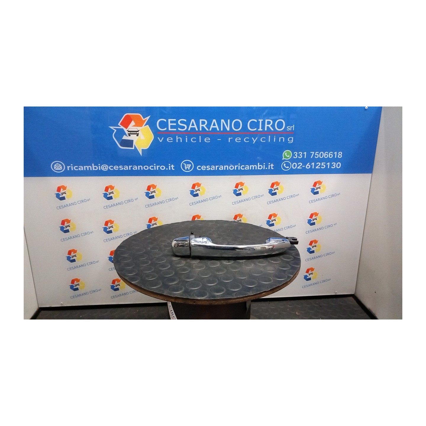 MANIGLIA PORTA ANT. DX. 157 LANCIA DELTA (TN) (03/11-) 844A3000 735570105