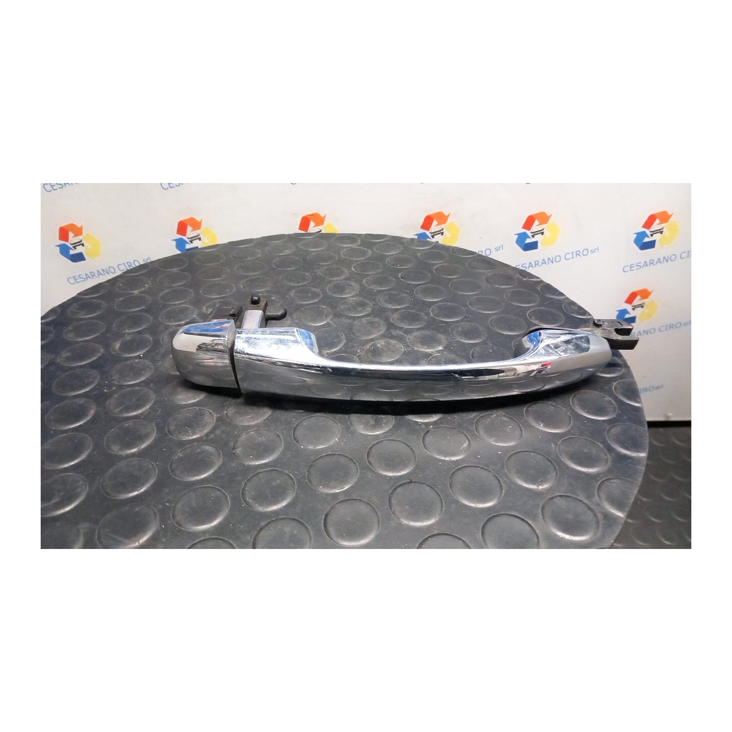 MANIGLIA PORTA ANT. DX. 157 LANCIA DELTA (TN) (03/11-) 844A3000 735570105
