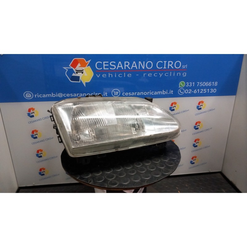 PROIETTORE DX. 002 RENAULT MEGANE 1A SERIE (01/96-09/99) K7MA7 7701040683