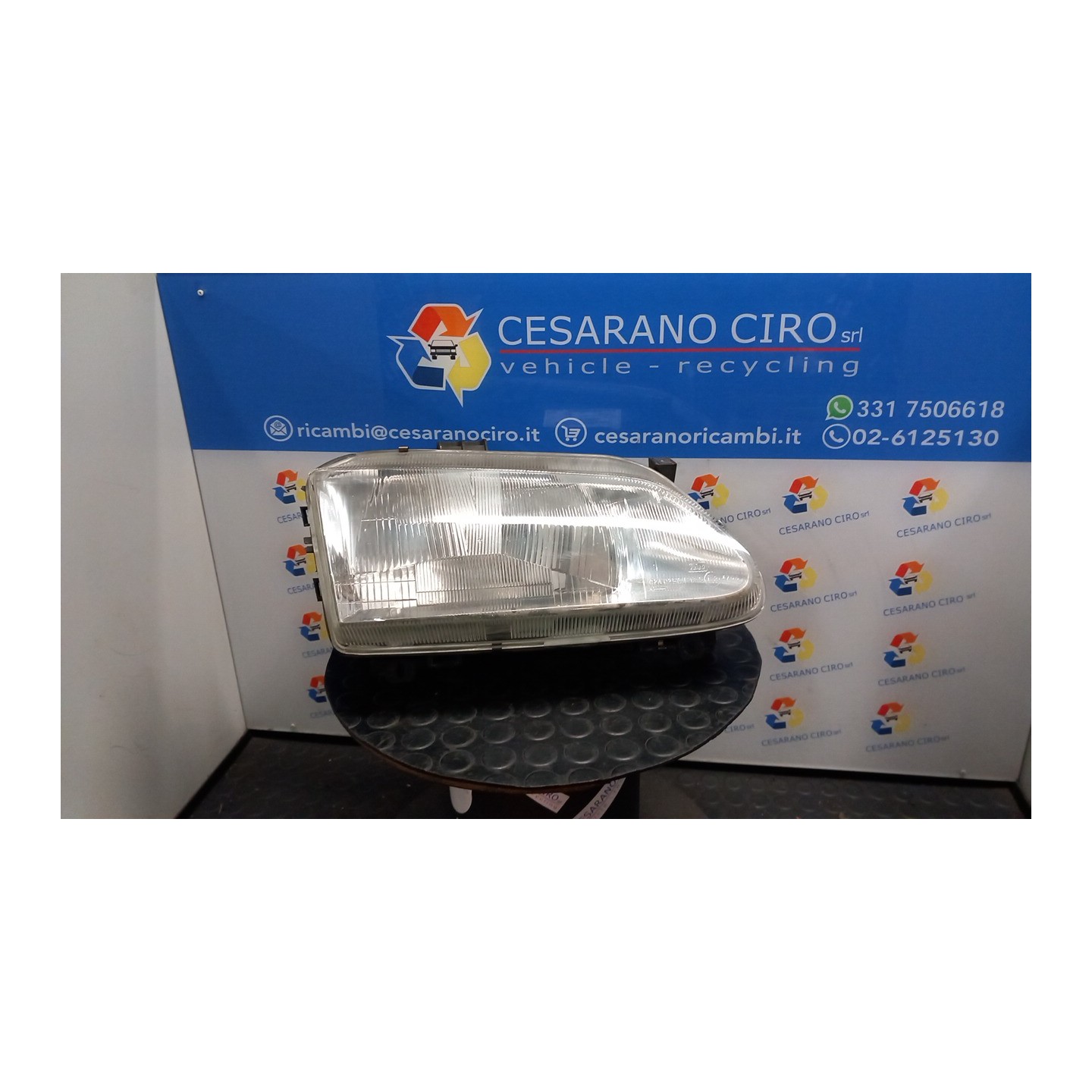 PROIETTORE DX. 002 RENAULT MEGANE 1A SERIE (01/96-09/99) K7MA7 7701040683