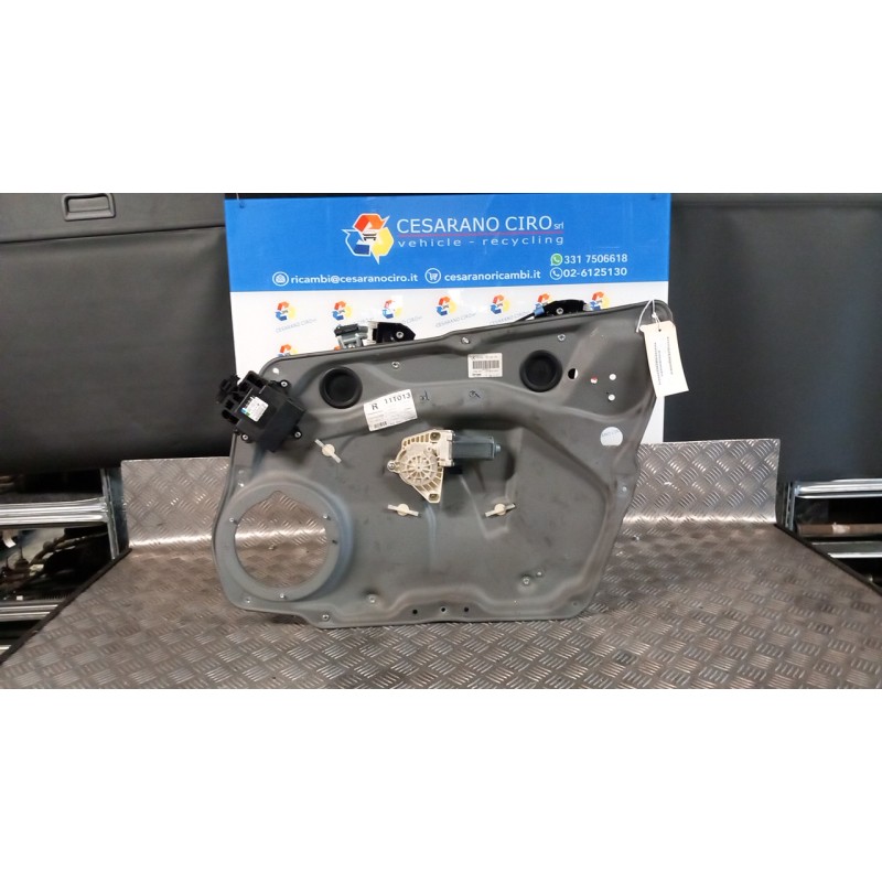 ALZACRISTALLO ELETTR. PORTA ANT. 09-01- DX. 001 MERCEDES-BENZ CLASSE A (W168) (03/01-06/04) 668940 A1687202046