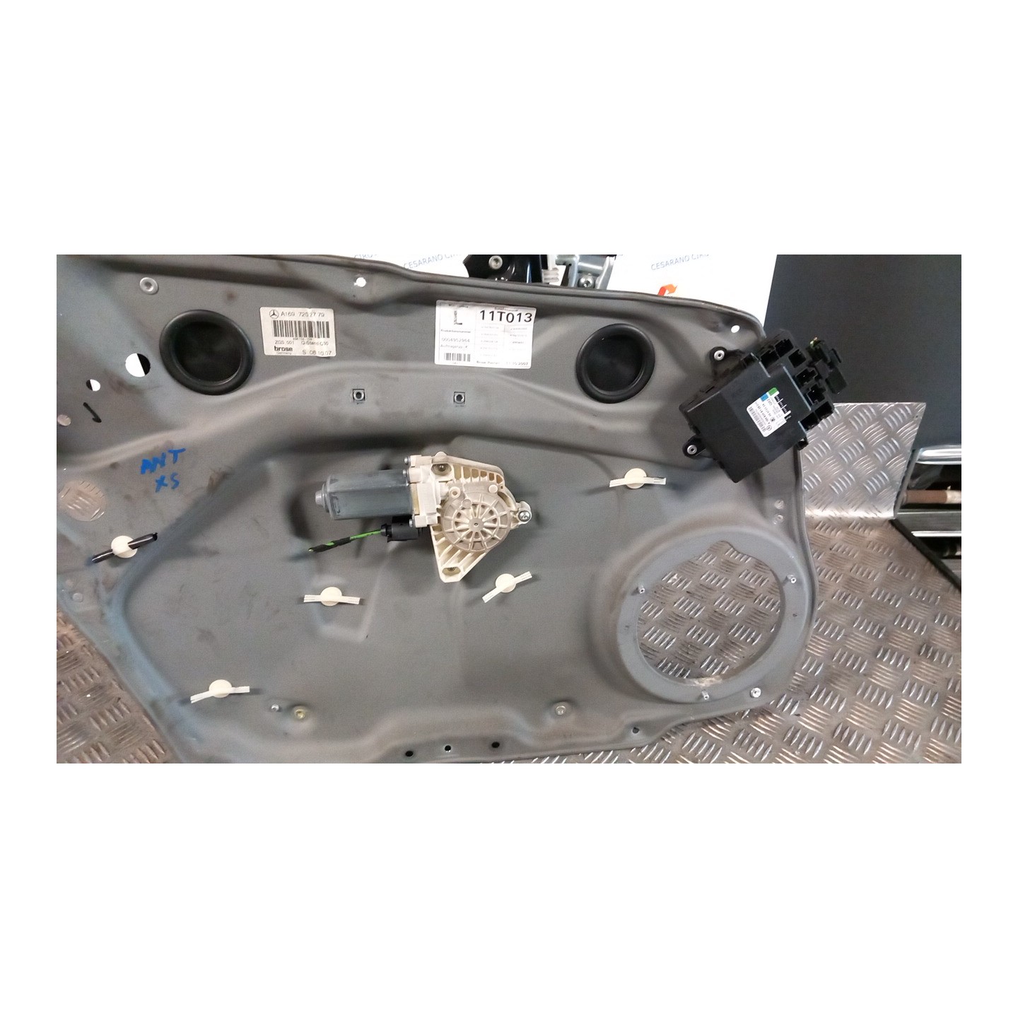 ALZACRISTALLO ELETTR. PORTA ANT. 09-01- SX. 002 MERCEDES-BENZ CLASSE A (W168) (03/01-06/04) 668940 A1687201946