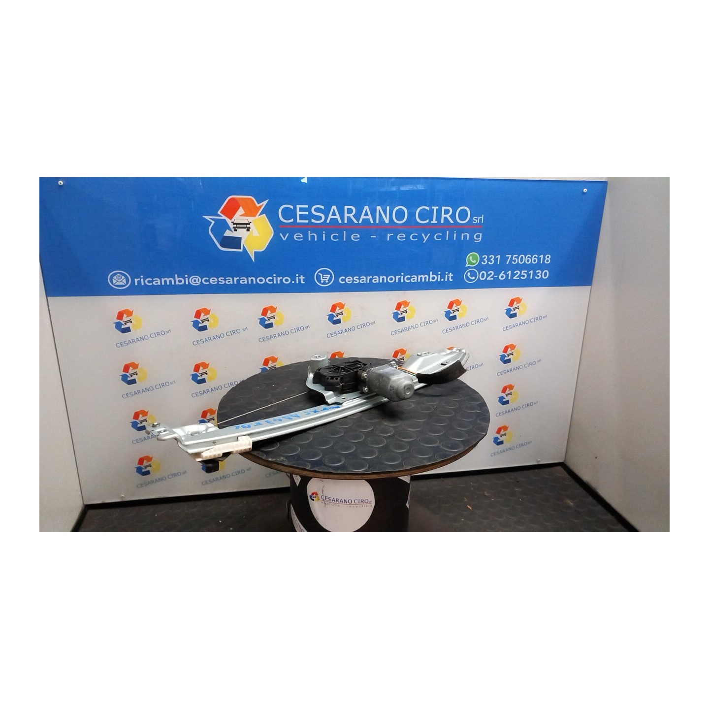 ALZACRISTALLO ELETTR. PORTA POST. C/MOTORINO SX. 020 RENAULT CLIO 3A SERIE (07/05-05/09) D4FD7 8200291151