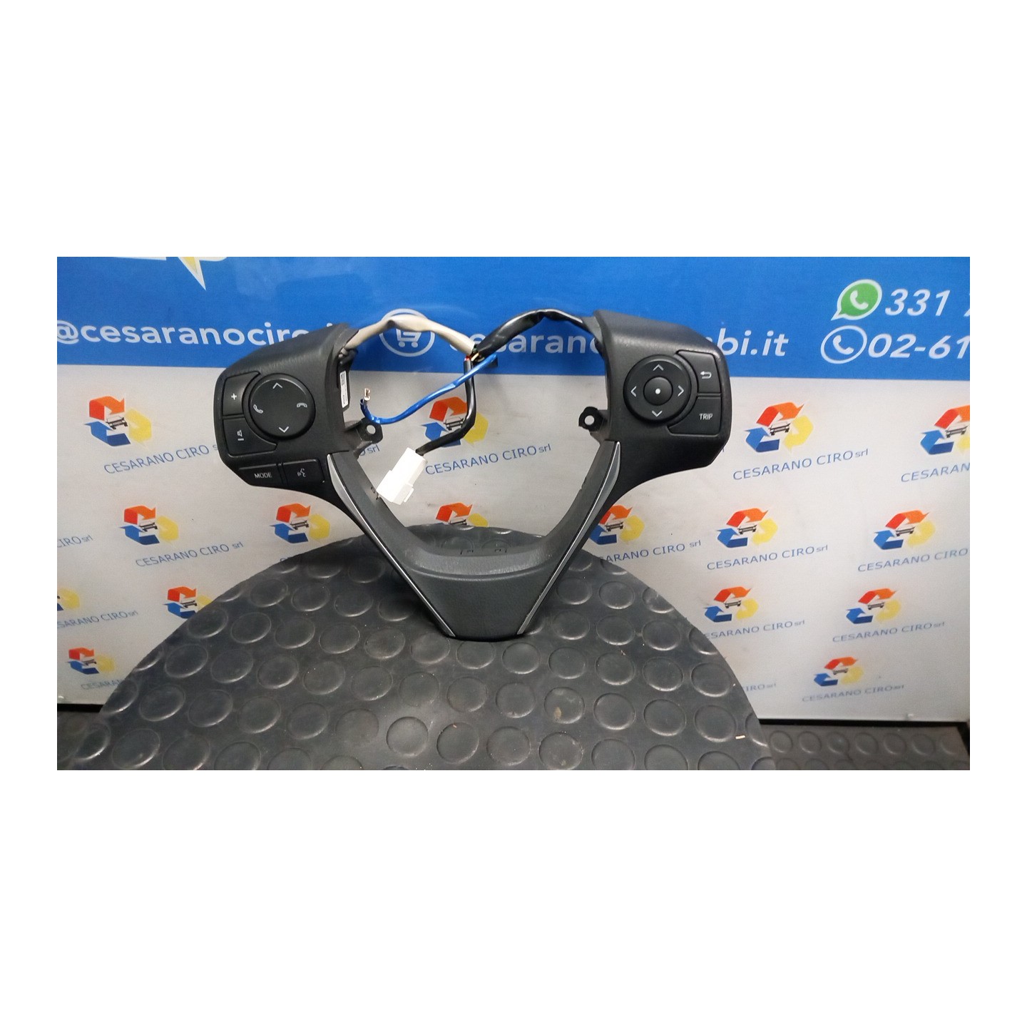 BLOCCO VOLANTE MULTIFUNZIONE P/LIVELLO N; S 080 TOYOTA AURIS (11/12-) 2ZR-FXE 8425002690C1