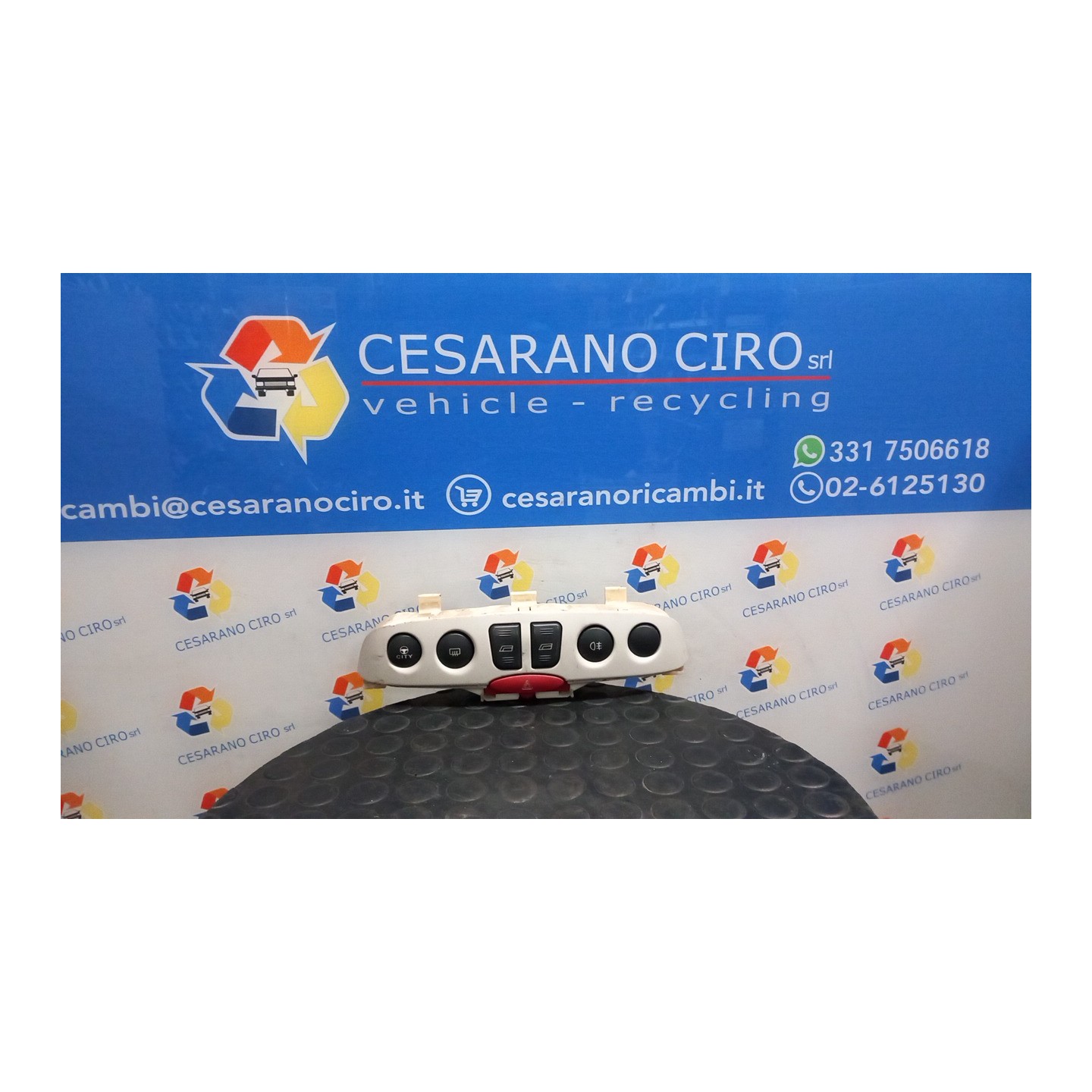 BLOCCO COMANDI MULTIFUNZIONI C/SERVOGUIDA ELET. 018 FIAT PUNTO (2U) (07/03-01/07) 188A9000 735359836