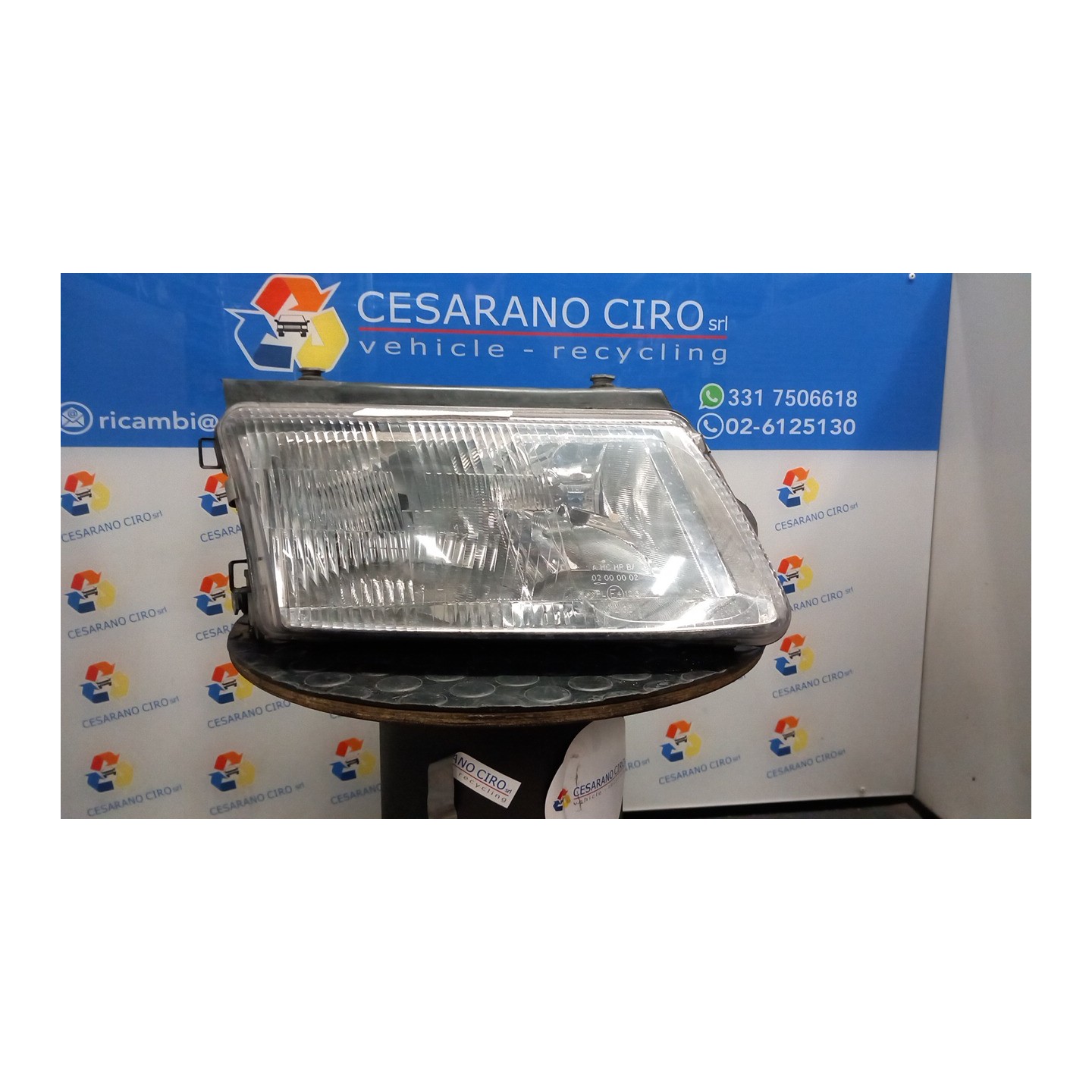 PROIETTORE CON REGOLATORE ALTEZZA DX. 039 VOLKSWAGEN PASSAT (3B) (08/96-04/03) AFN 3B0941016AN