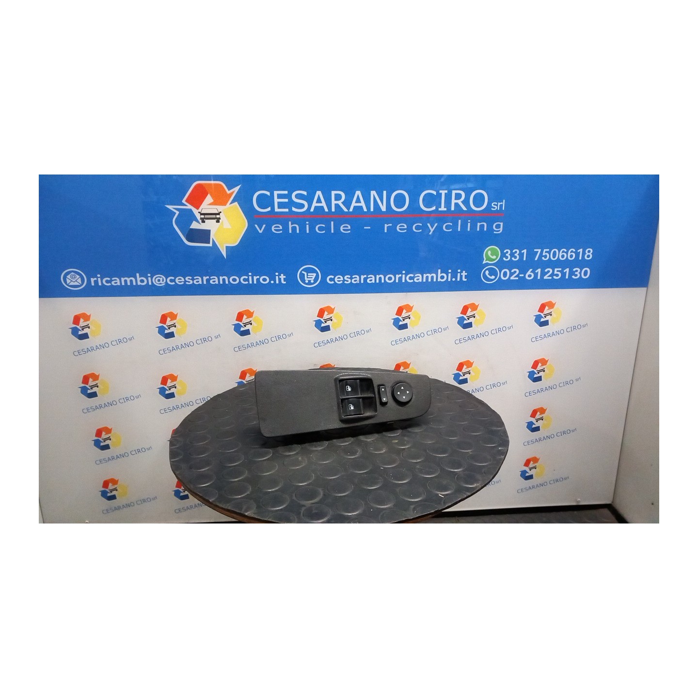 BLOCCO COMANDI ALZACRISTALLI E RETROVISORI EST. SX. 042 FIAT GRANDE PUNTO (2Y) (06/05-12/08 199A4000 735411026