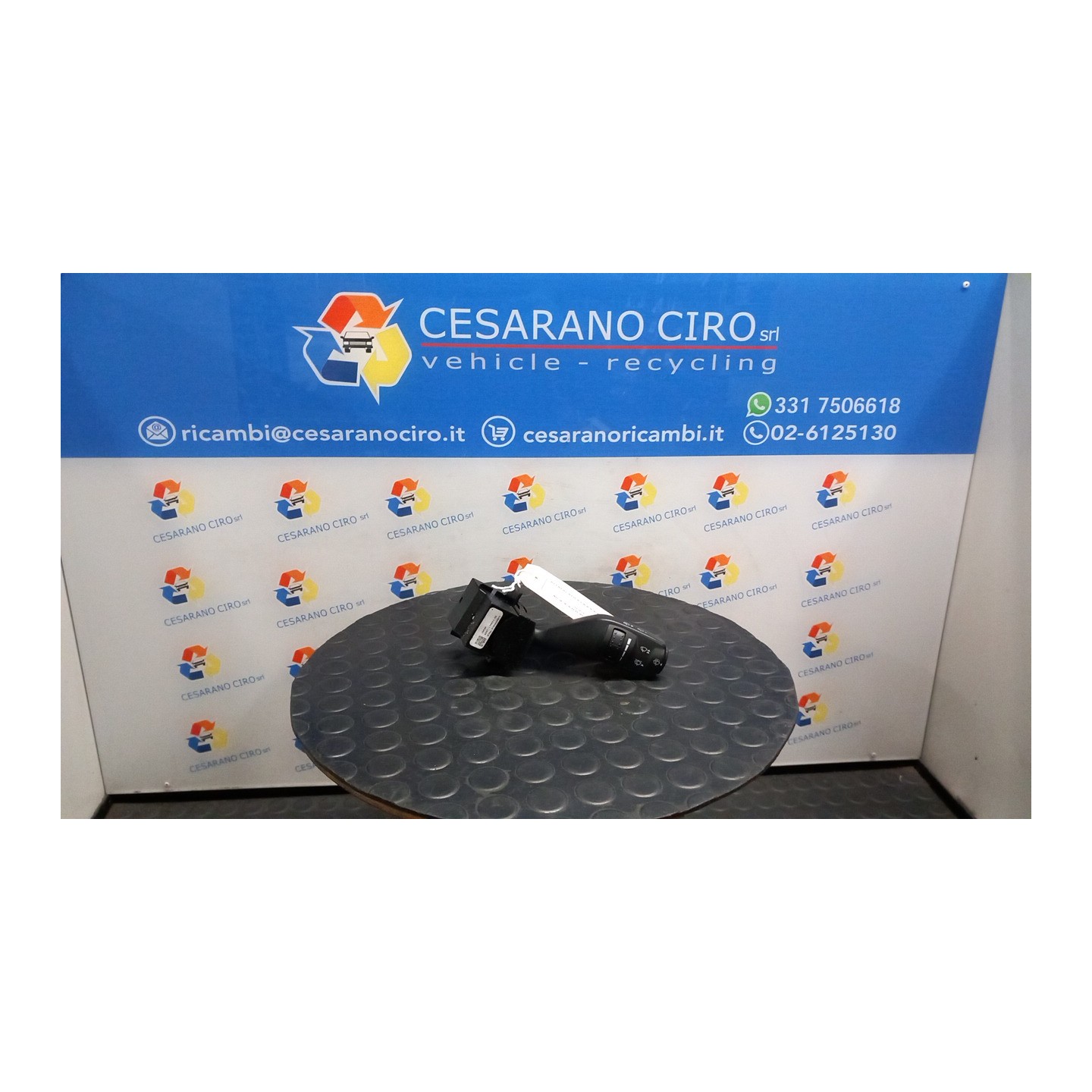 BLOCCO COMANDI TERGICRISTALLI C/TERGICRISTALLO POST. 025 FORD MONDEO (CA2) (04/07-) QXBA 1834492