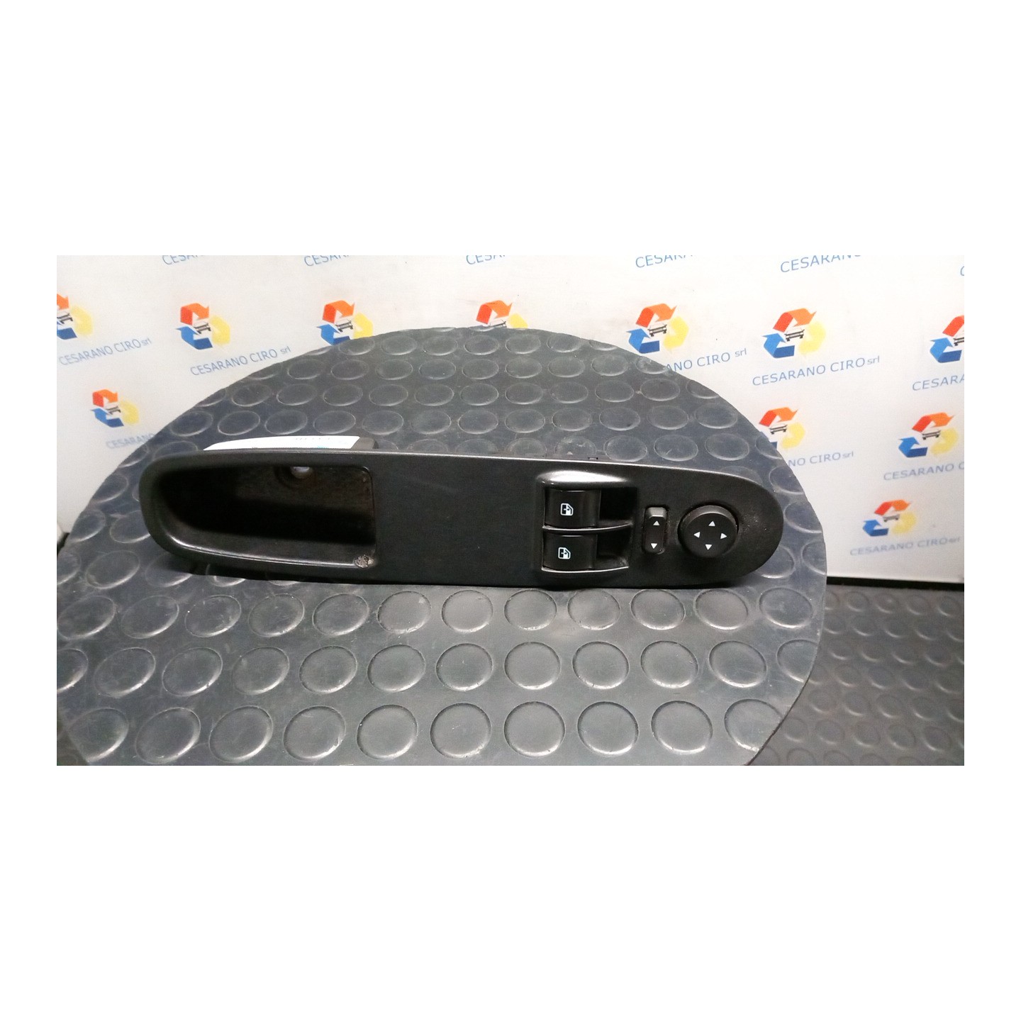 BLOCCO COMANDI ALZACRISTALLI E RETROVISORI EST. 053 FIAT PUNTO EVO (3J) (08/09-07/13) 169A4000 735500050