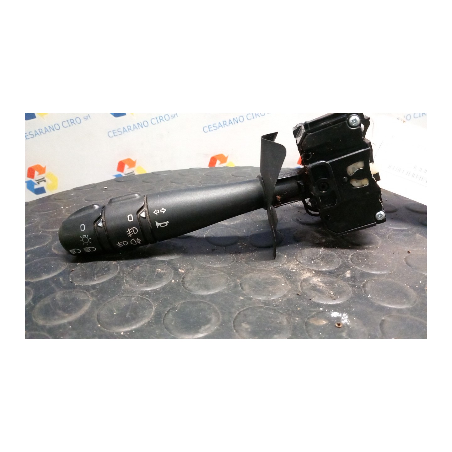 INTERRUTTORE BLOCCO COMANDO LUCI 18/07/95- 074 RENAULT LAGUNA 1A SERIE (01/94-05/98) F3PB6 7701041448