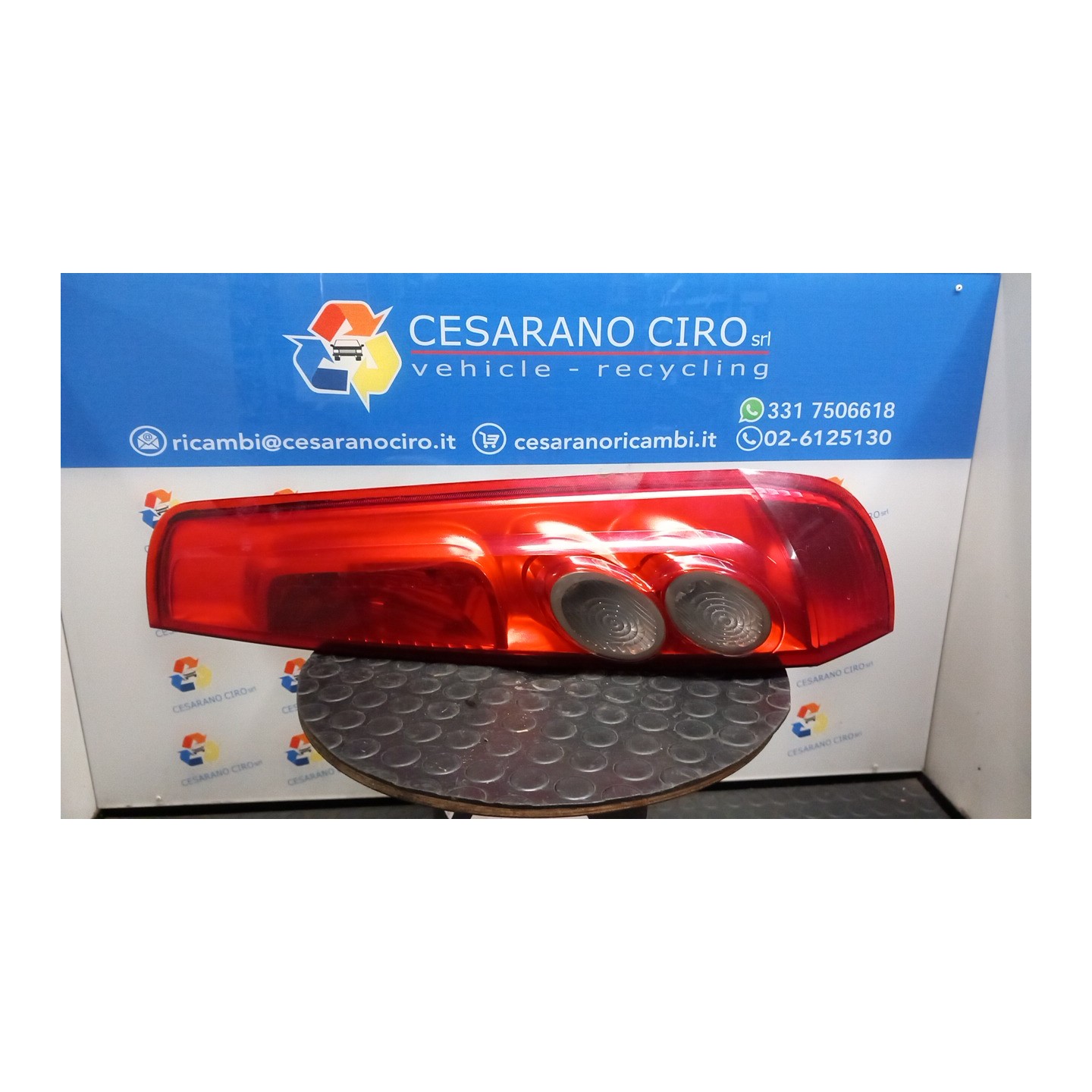 FANALE POST. DX. 066 FORD FIESTA (CBK) (12/05-12/08) F6JB 1432269