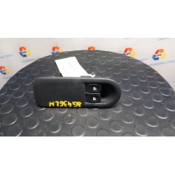 BLOCCO COMANDI ALZACRISTALLI SX. 095 RENAULT CLIO 2A SERIE (05/01-11/10) D7FG7 8200084008