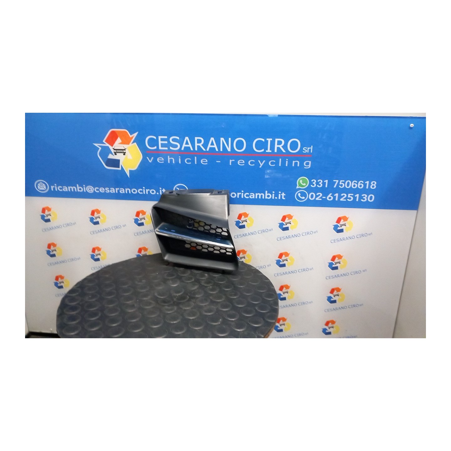 GRIGLIA LAT. DX. 100 ALFA ROMEO 156 (X1) (06/03-01/06) 937A1000 156044880