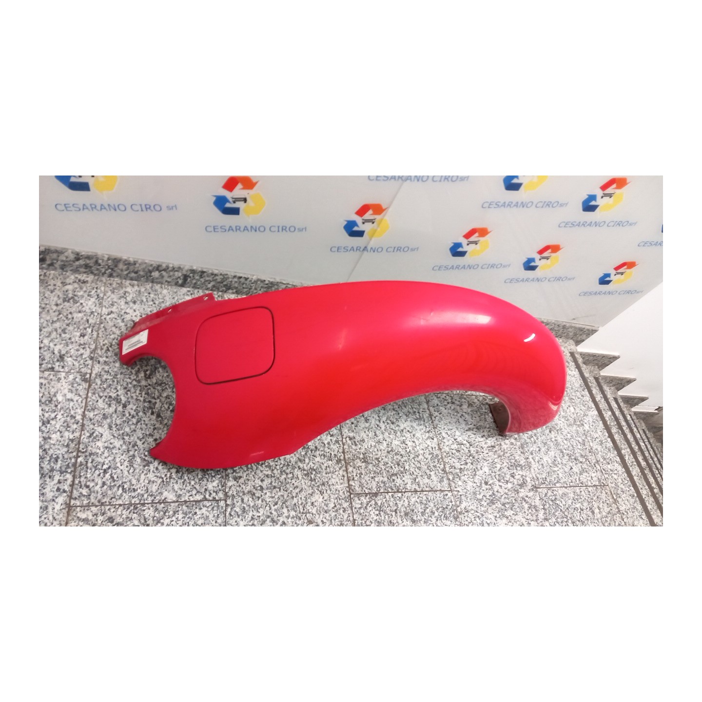 PARAFANGO POST. PARTE POST. INF. DX. 077 VOLKSWAGEN NEW BEETLE (1C) (02/99-) AQY 1Y0821302AGRU