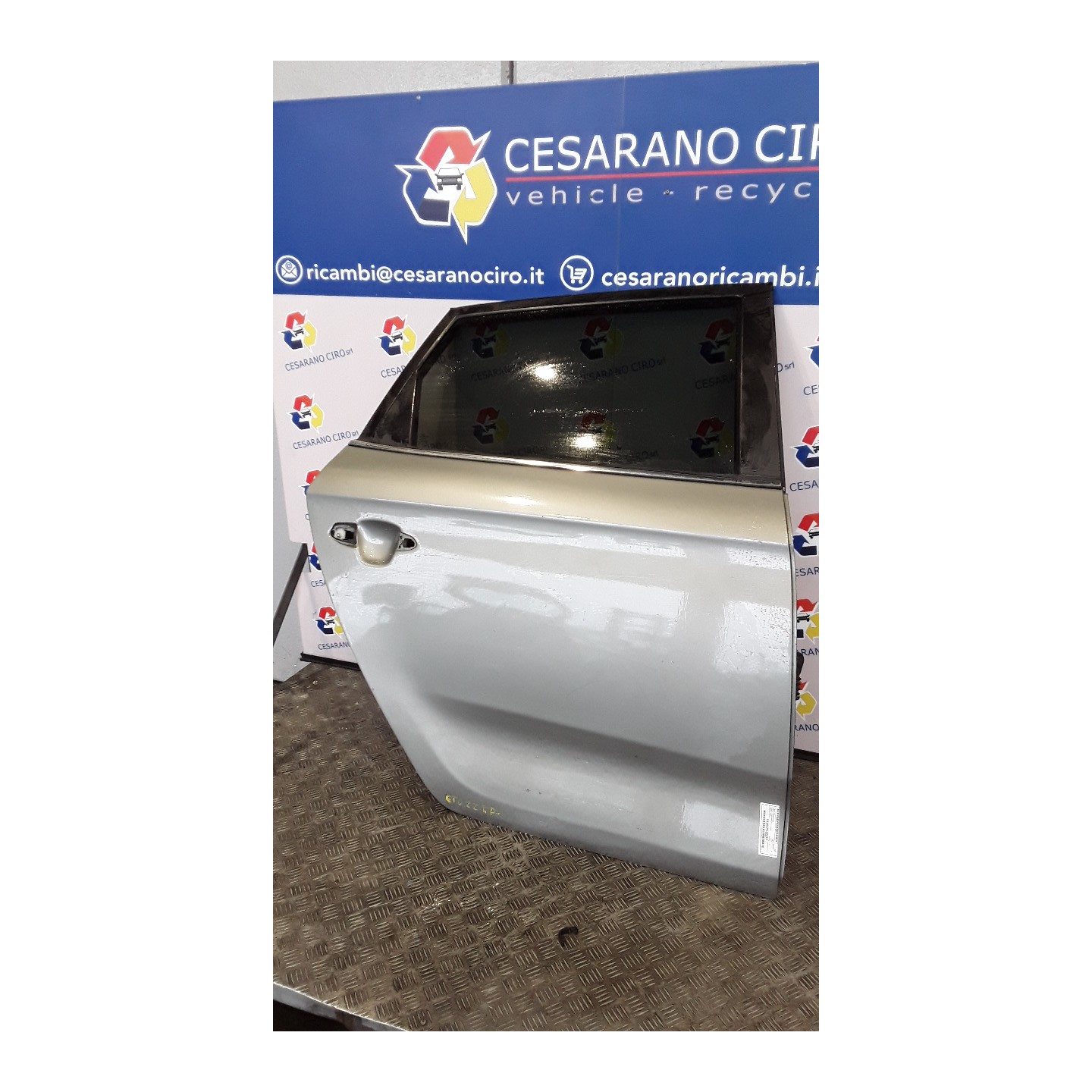 PORTA POST. DX. 013 KIA CARENS 3A SERIE (04/13-01/17) D4FD 77004A4000