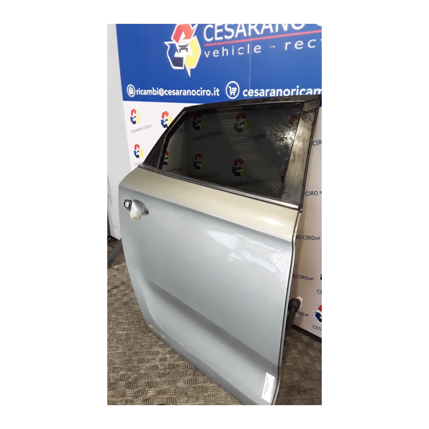 PORTA POST. DX. 013 KIA CARENS 3A SERIE (04/13-01/17) D4FD 77004A4000