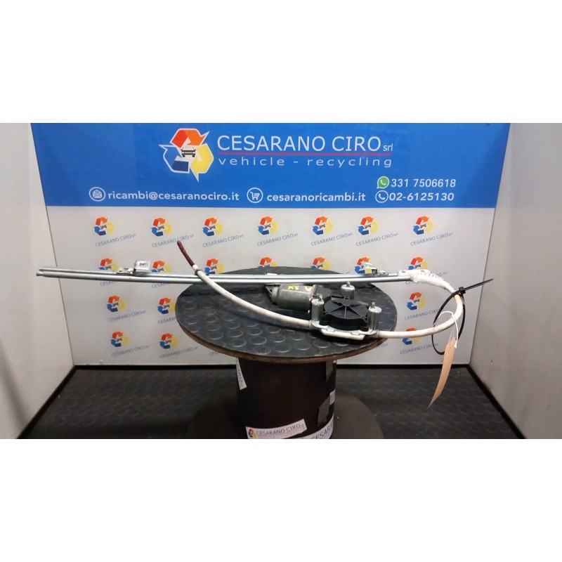 ALZACRISTALLO ELETTR. PORTA ANT. SX. 095 IVECO DAILY (02/00-04/06) F1AE0481B 504173868