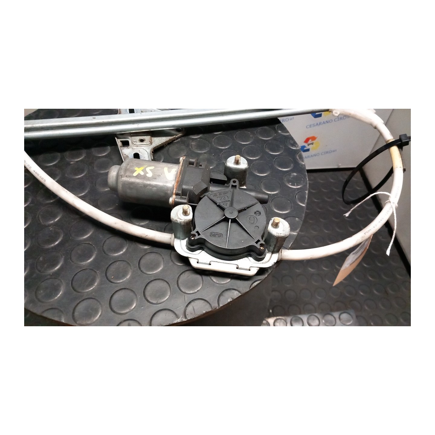 ALZACRISTALLO ELETTR. PORTA ANT. SX. 095 IVECO DAILY (02/00-04/06) F1AE0481B 504173868