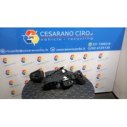 BLOCCO VOLANTE MULTIFUNZIONE SX. 033 KIA CARENS 3A SERIE (04/13-01/17) D4FD 96710A4100WK