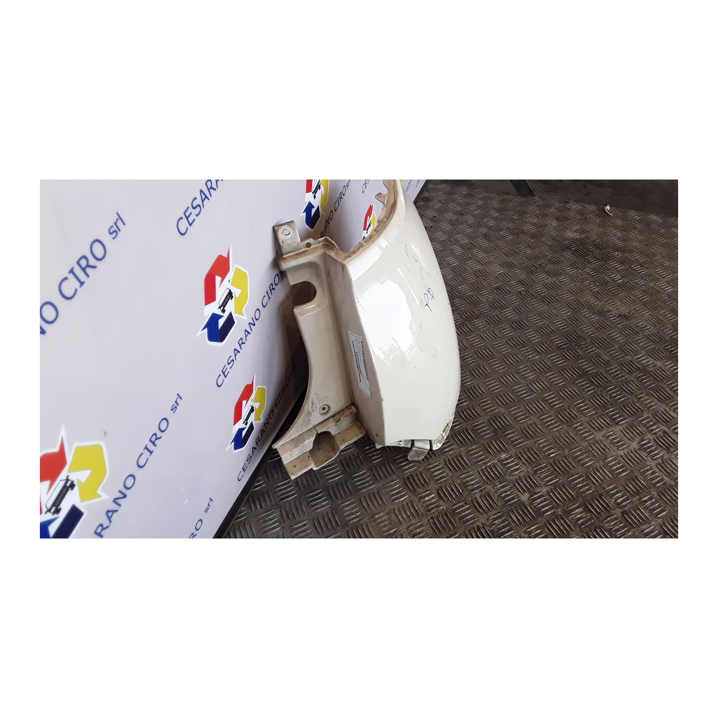 PARAURTI POST. LAT. DX. 049 RENAULT CAPTUR (04/13-09/17) H4BA4 850167740R