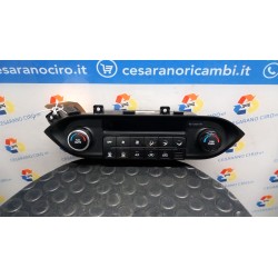 BLOCCO COMANDO CLIMATIZZAZIONE C/RISCALD./SIST.AUT.ANTINEBBIA 052 KIA CARENS 3A SERIE (04/13-01/17) D4FD 97250A4200CA
