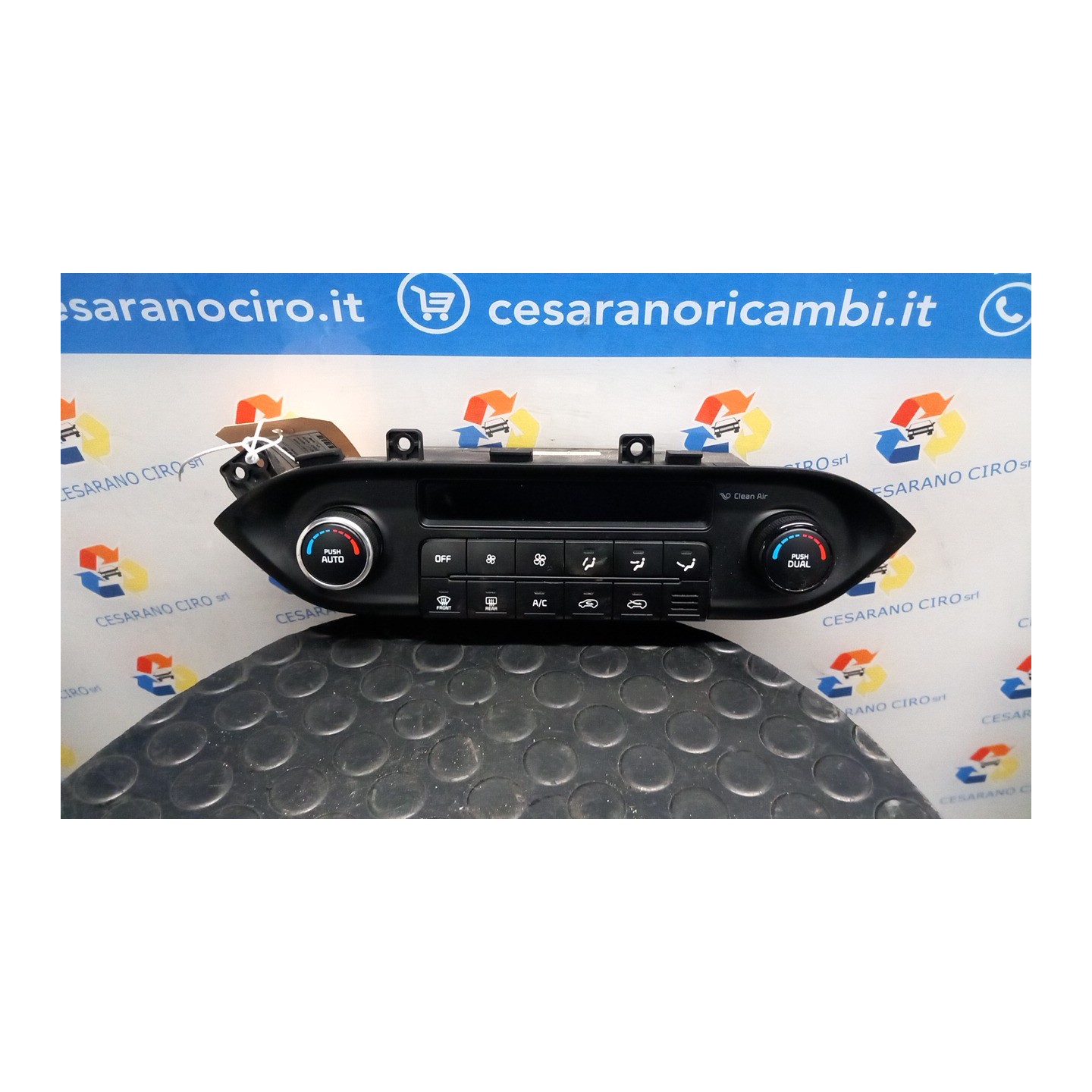 BLOCCO COMANDO CLIMATIZZAZIONE C/RISCALD./SIST.AUT.ANTINEBBIA 052 KIA CARENS 3A SERIE (04/13-01/17) D4FD 97250A4200CA