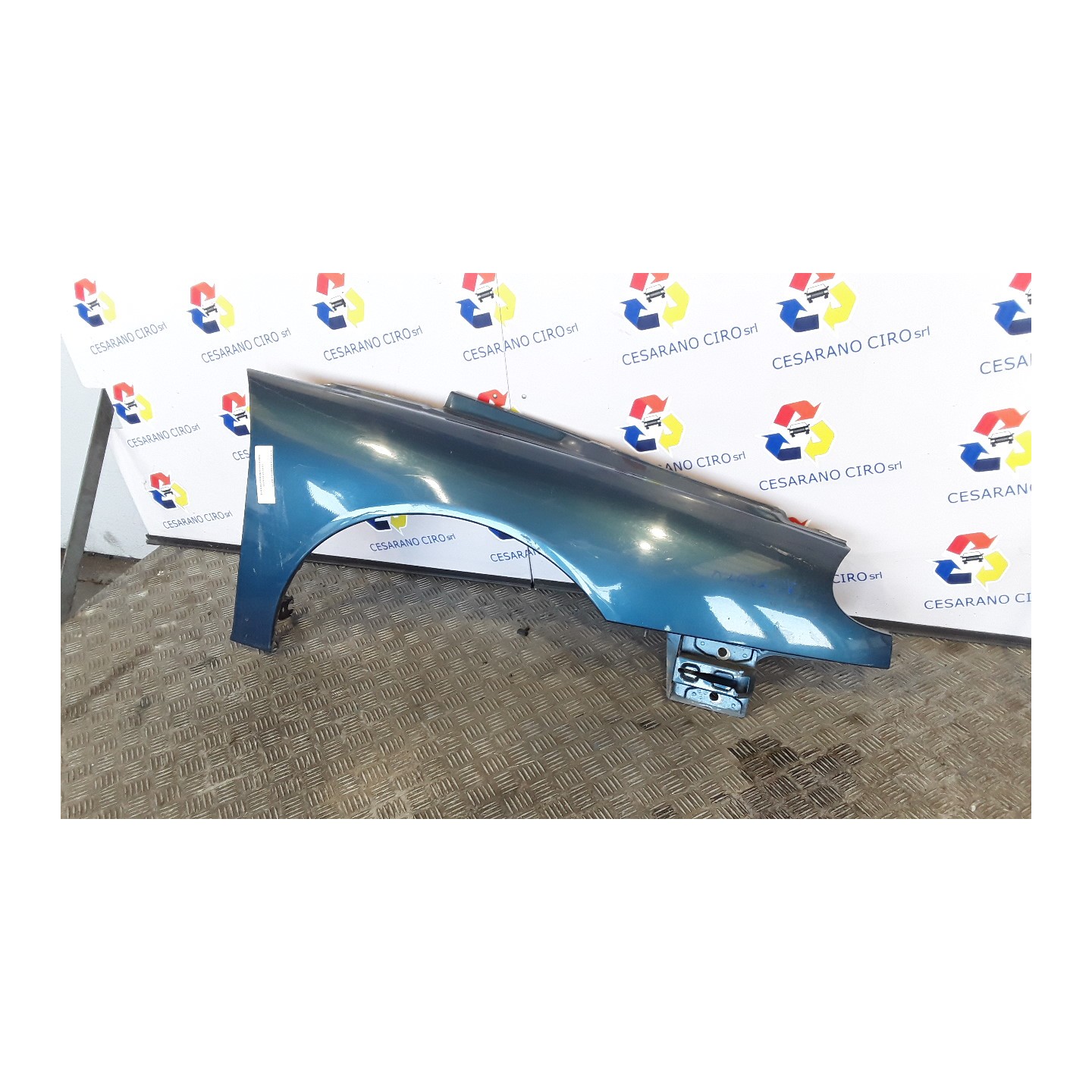 PARAFANGO ANT. DX. 086 RENAULT LAGUNA 1A SERIE (06/98-02/01) F4PA7 7751698032