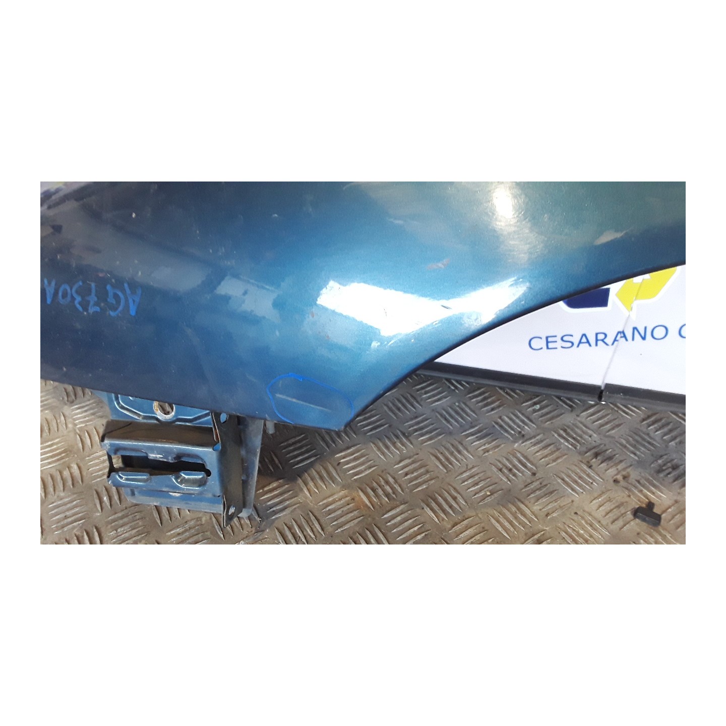 PARAFANGO ANT. SX. 087 RENAULT LAGUNA 1A SERIE (06/98-02/01) F4PA7 7751698031