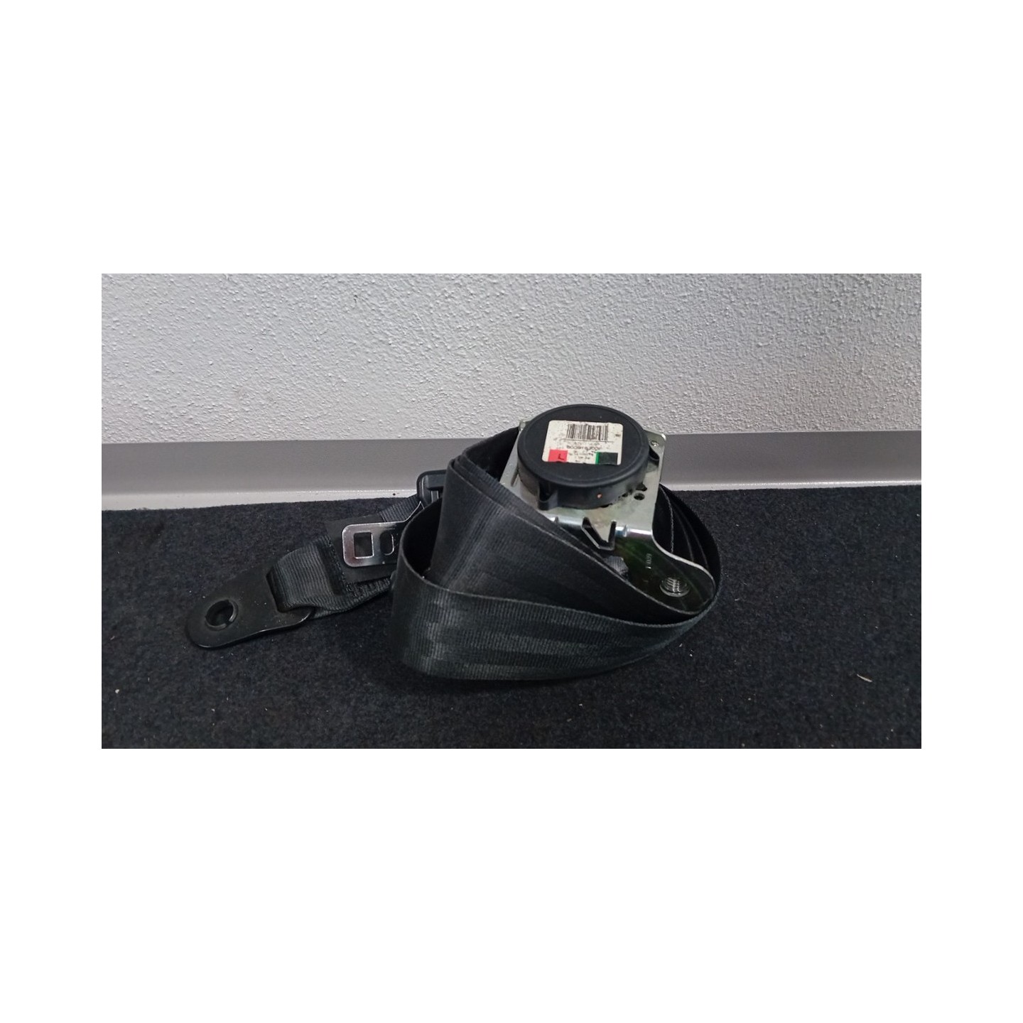 CINTURA DI SICUREZZA ANT. SX. 095 FORD FUSION (CBK) (09/02-)  1302156