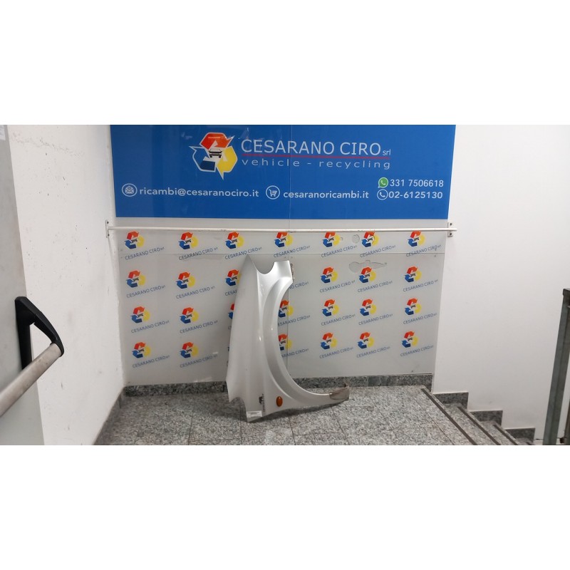 PARAFANGO ANT. DX. 106 CHRYSLER VOYAGER/GRAND VOYAGER (04/01-0 25L K05018444AA