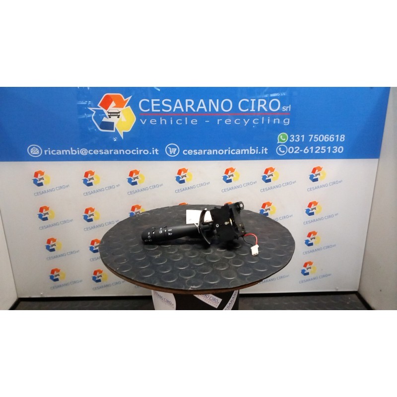 BLOCCO COMANDO VOLANTE LUCI 114 RENAULT KANGOO (08/97-04/03) D7FG7 7701047652