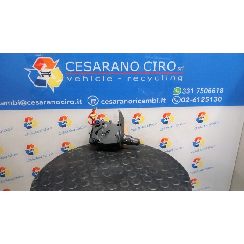 BLOCCO COMANDO VOLANTE LUCI 056 RENAULT CLIO 3A SERIE (05/09-) D4FL7 7701057090