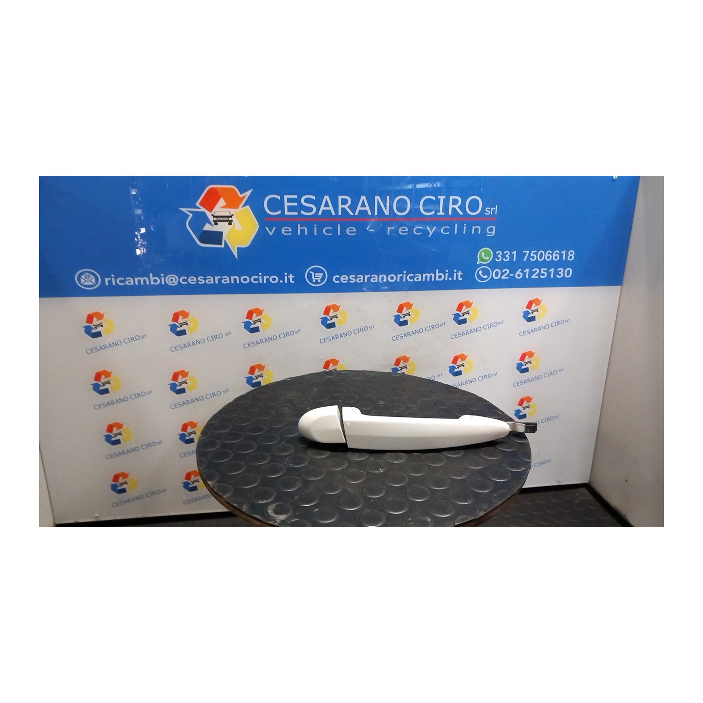 MANIGLIA PORTA POST. 01/08- DX. 073 BMW SERIE 1 (E81/E87) (03/07-12/12 N47D20C 51210445182