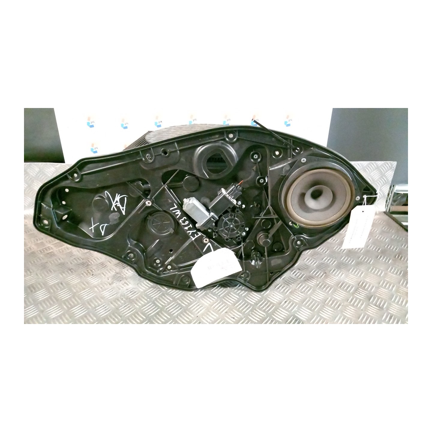 ALZACRISTALLO ELETTR. PORTA POST. DX. 108 ALFA ROMEO GIULIETTA (6Q) (02/16-) 940B4000 71754421