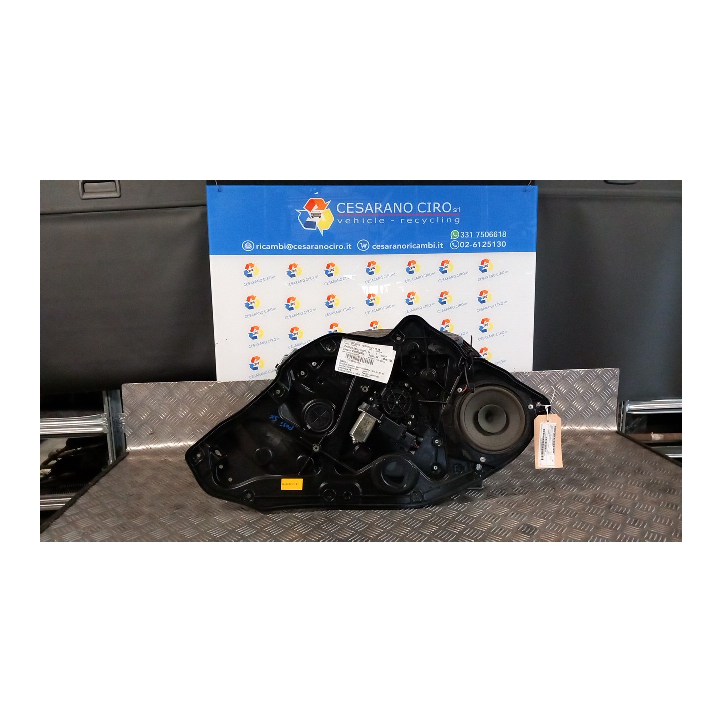 ALZACRISTALLO ELETTR. PORTA POST. SX. 109 ALFA ROMEO GIULIETTA (6Q) (02/16-) 940B4000 71754422