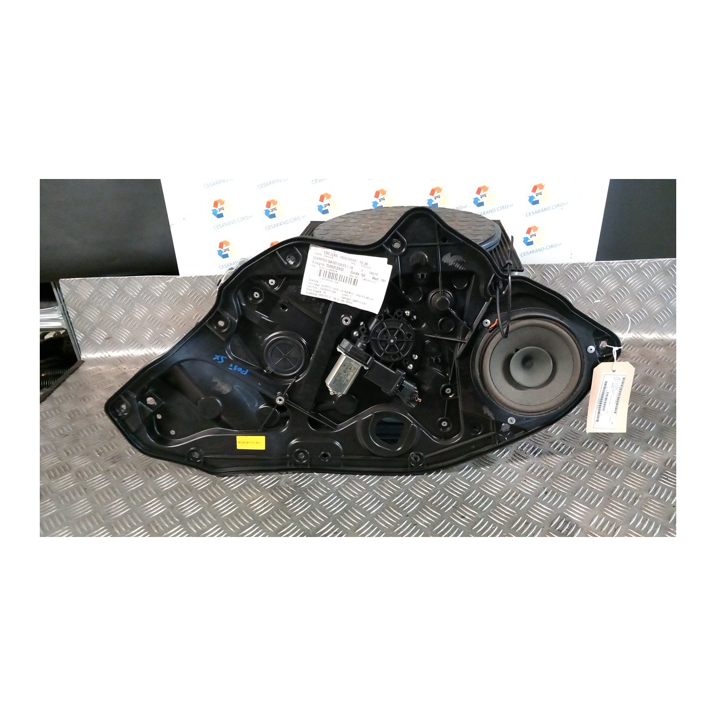 ALZACRISTALLO ELETTR. PORTA POST. SX. 109 ALFA ROMEO GIULIETTA (6Q) (02/16-) 940B4000 71754422