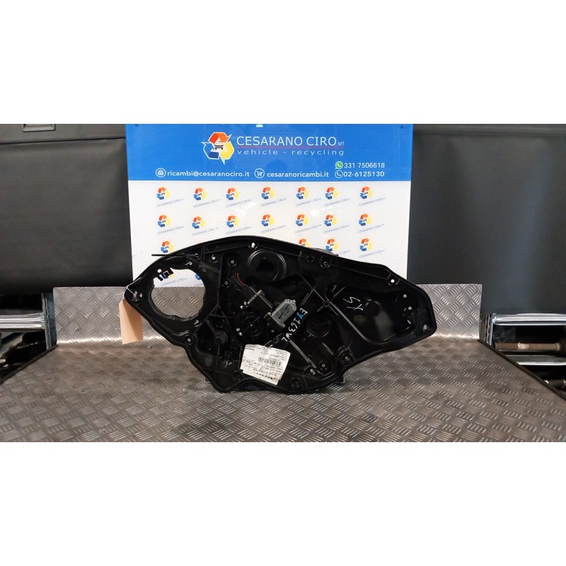 ALZACRISTALLO ELETTR. PORTA POST. SX. 110 ALFA ROMEO GIULIETTA (6Q) (02/16-) 940B4000 71754422