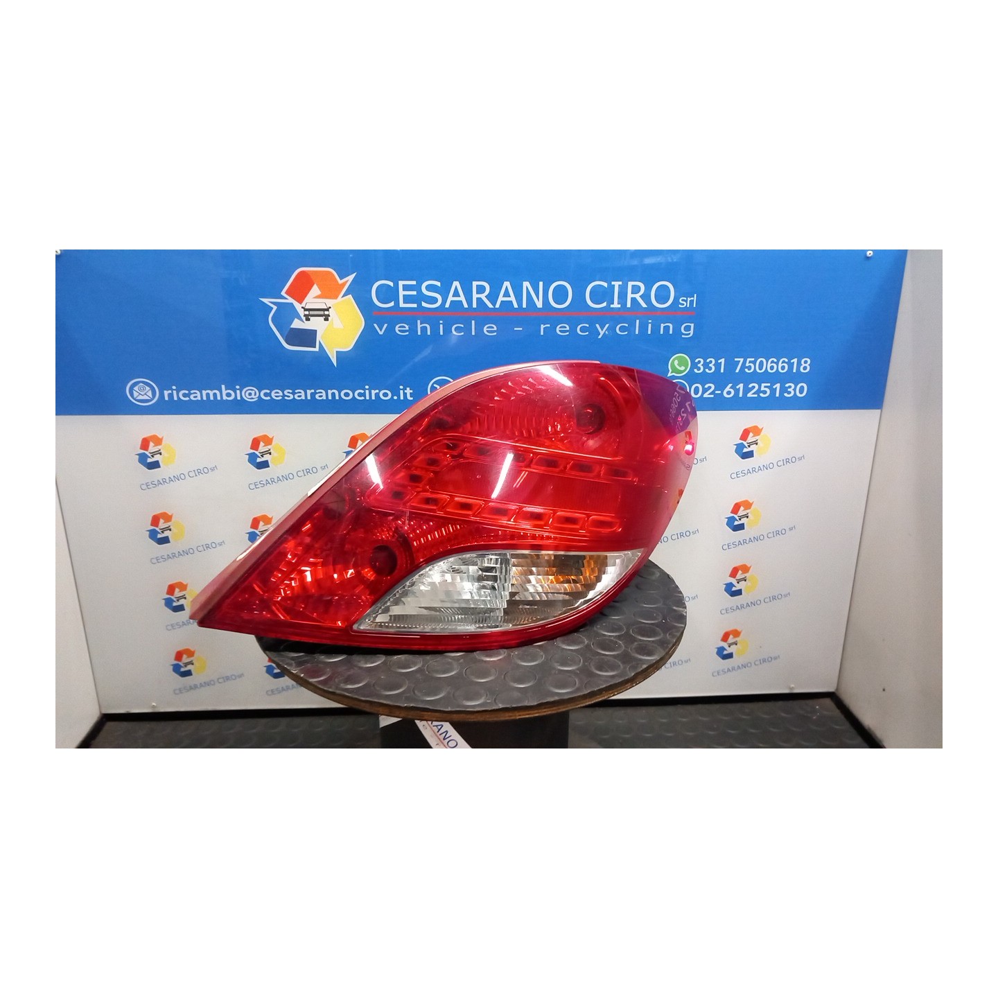 FANALE POST. DX. 117 PEUGEOT 207 (06/09-) 8HR 6351HQ
