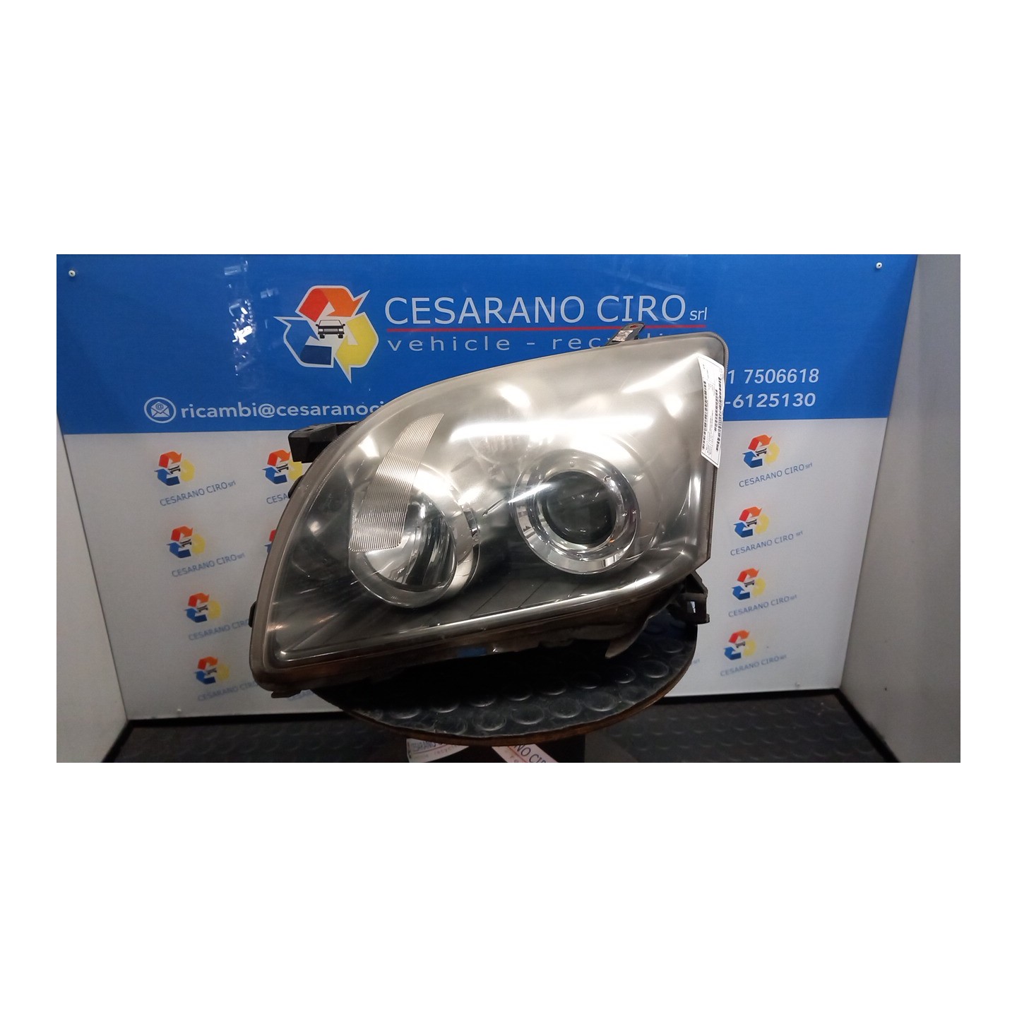 PROIETTORE SX. 030 TOYOTA AVENSIS (04/03-04/09) 1ADFTV 8117005194