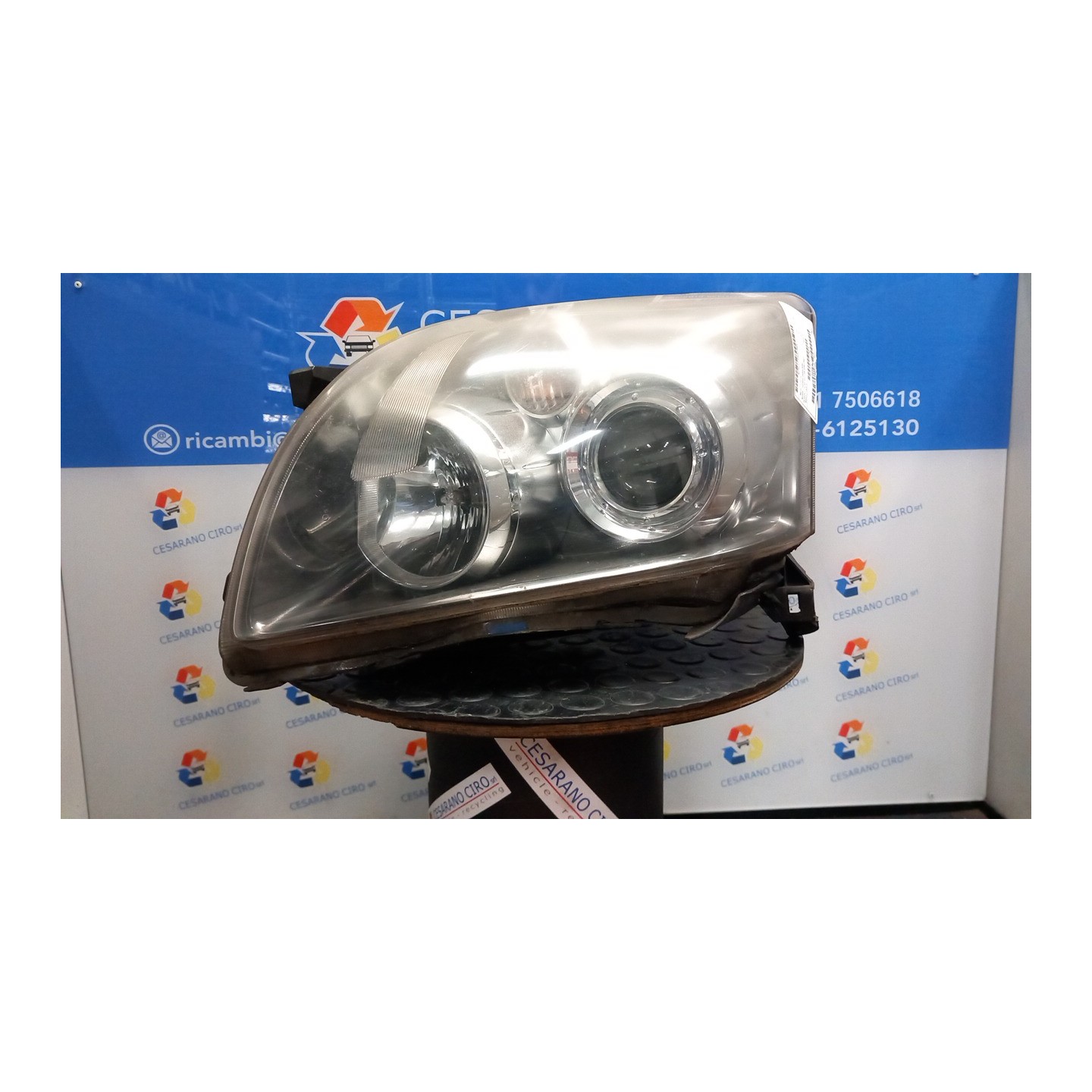 PROIETTORE SX. 030 TOYOTA AVENSIS (04/03-04/09) 1ADFTV 8117005194
