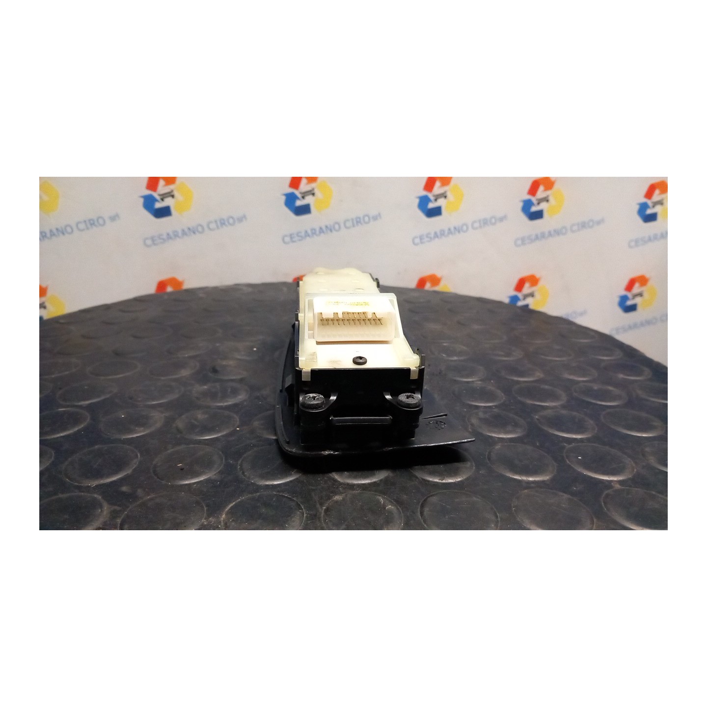 BLOCCO COMANDI ALZACRISTALLI 031 TOYOTA AVENSIS (04/03-04/09) 1ADFTV 8482005100