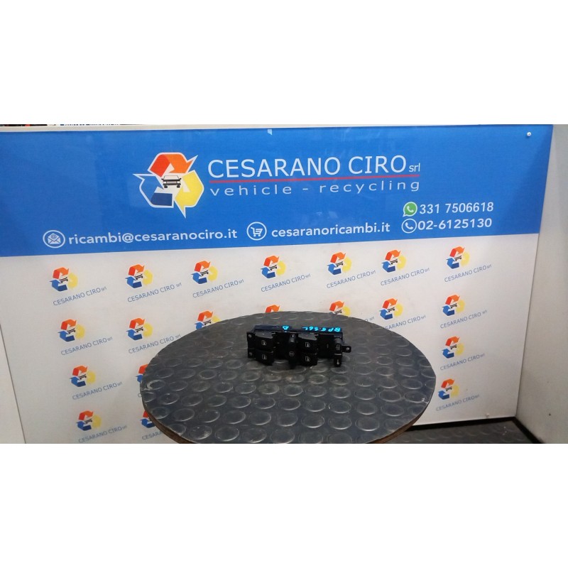 BLOCCO COMANDI ALZACRISTALLI C/CRISTALLI POST ELETTRICI 042 VOLKSWAGEN GOLF (1J) (09/97-03/06) AGU 1J4959857D