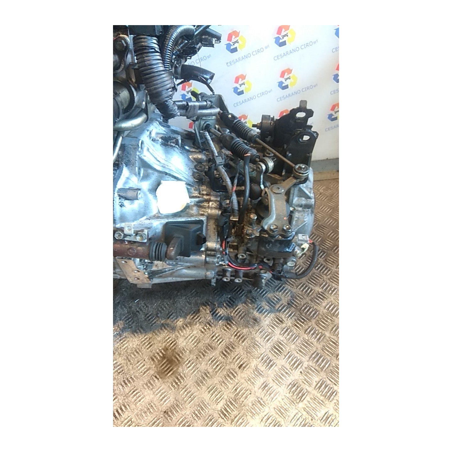 CAMBIO COMPL. 08-03 084 TOYOTA AVENSIS (04/03-04/09) 1ADFTV 3030005020