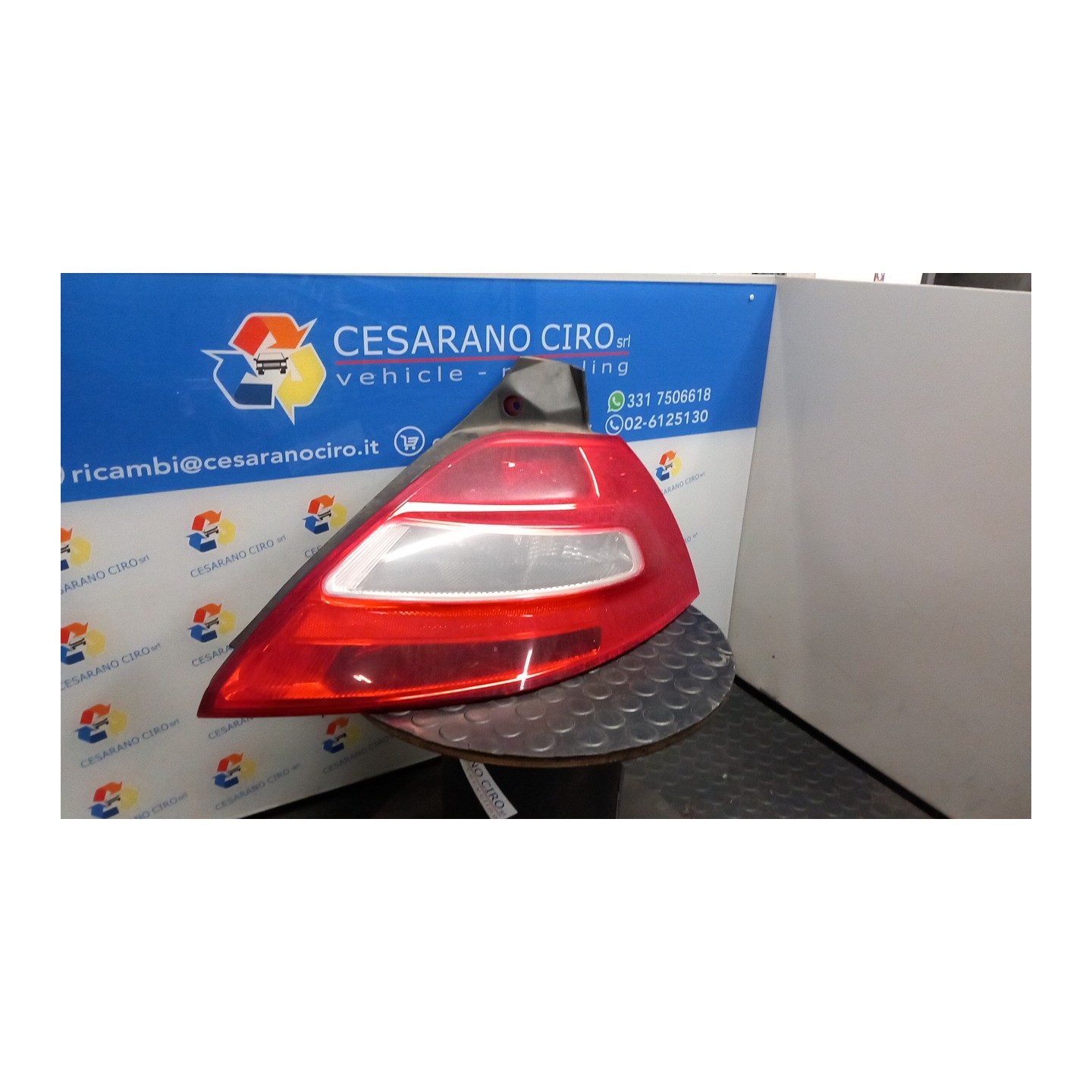 FANALE POST. DX. 040 RENAULT MEGANE 2A SERIE (02/06-08/09) K4M87 8200413216