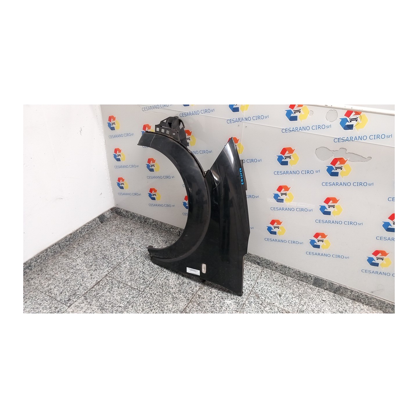 PARAFANGO ANT. SX. 058 AUDI A2 (8Z) (06/00-02/06) AUA 8Z0821105CGRU