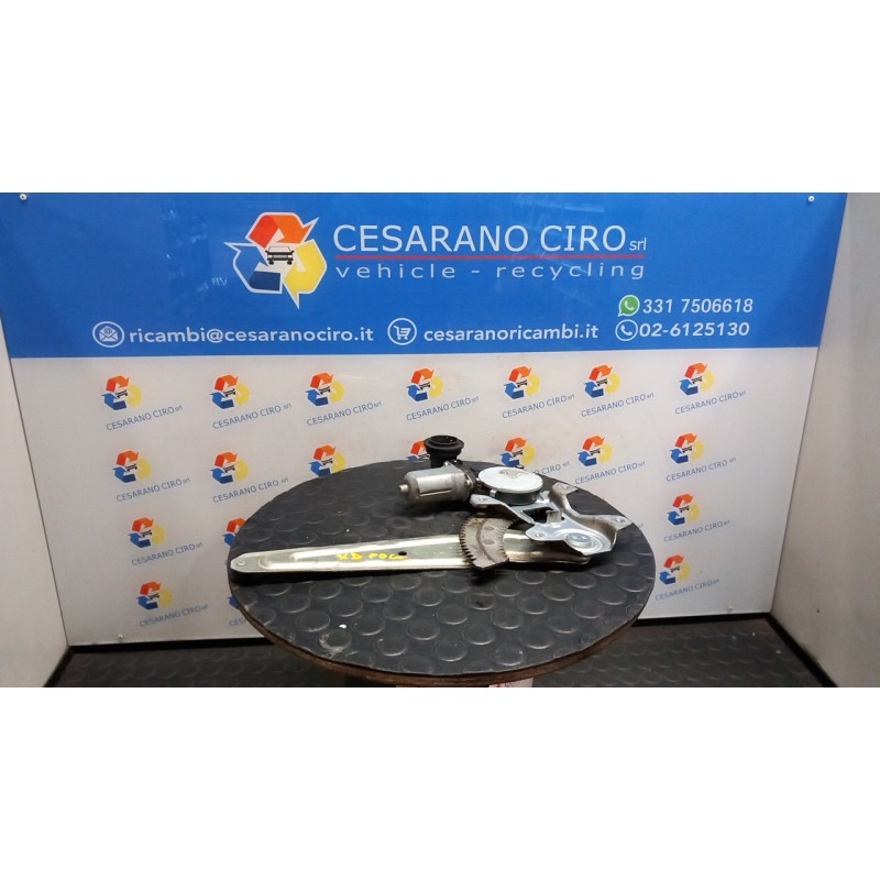 ALZACRISTALLO ELETTR. PORTA POST. DX. 058 DAIHATSU SIRION 2A SERIE (01/05-) 1KR 69803B1010