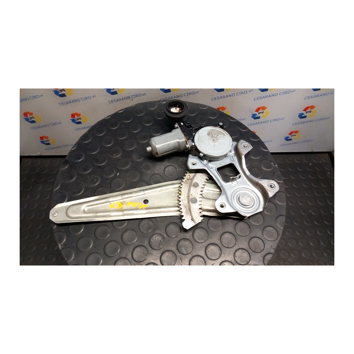 ALZACRISTALLO ELETTR. PORTA POST. DX. 058 DAIHATSU SIRION 2A SERIE (01/05-) 1KR 69803B1010