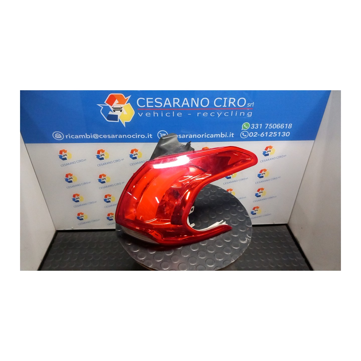 FANALE POST. PARTE EST. DX. 004 PEUGEOT 2008 (03/13-05/16) 9H06 9678074380